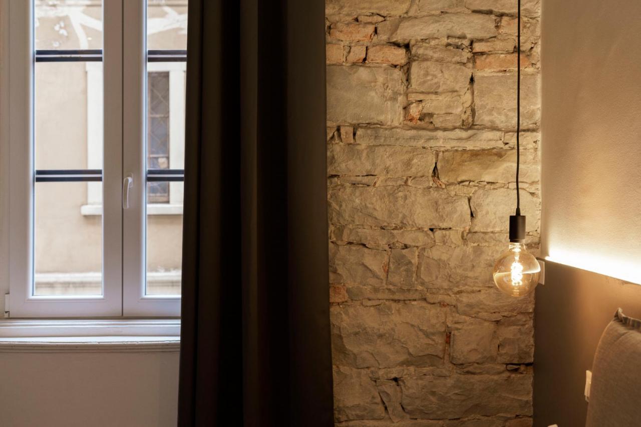 Romantic Studio In The Heart Of Trieste Bagian luar foto